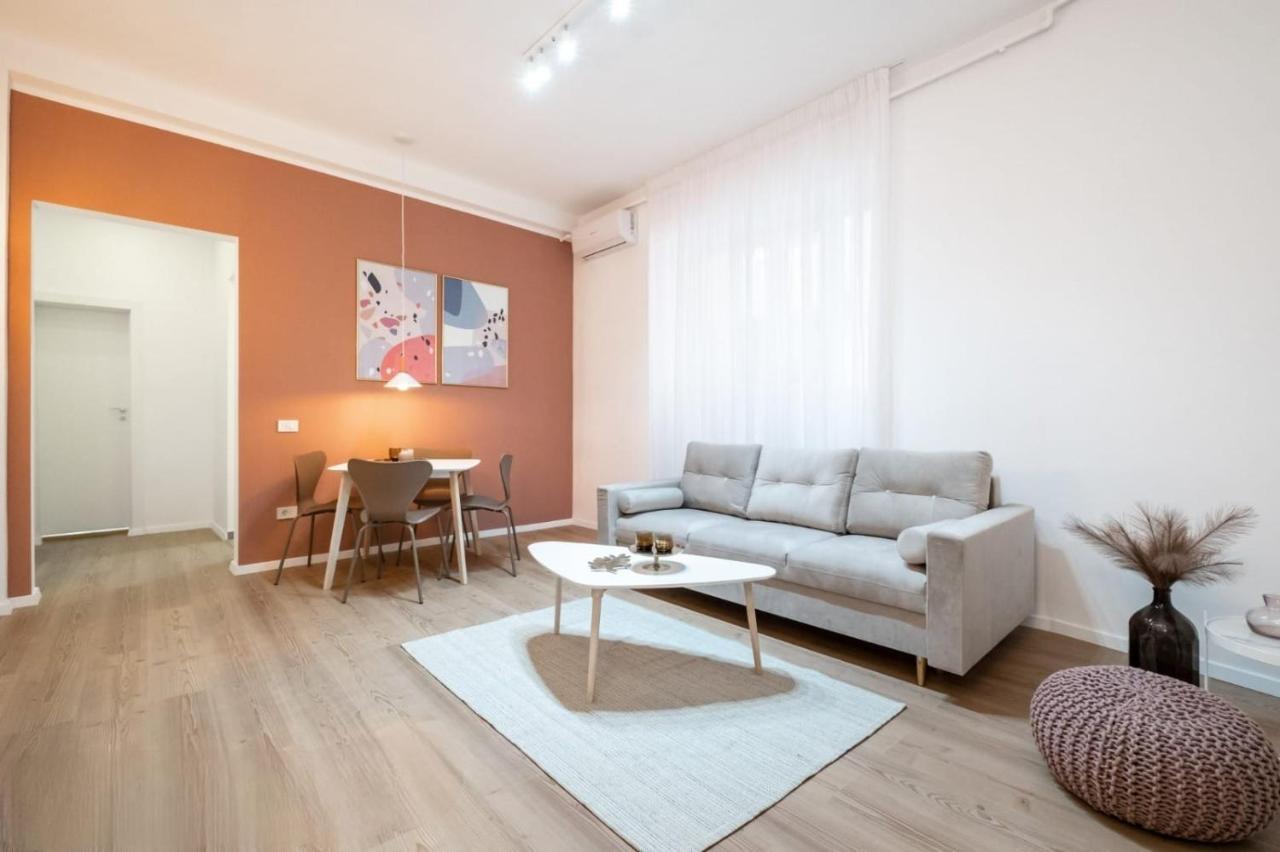 Gorgeous Bucharest Apartments Old Town 외부 사진
